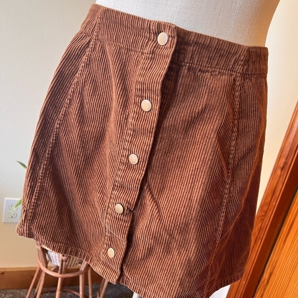 Justify Large Brown Corduroy Mini Skirt Schoolgirl Trendy Fall Y2K Clueless - Picture 5 of 7